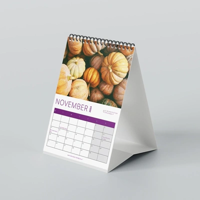  Calendar - Desk - 2 - 700px